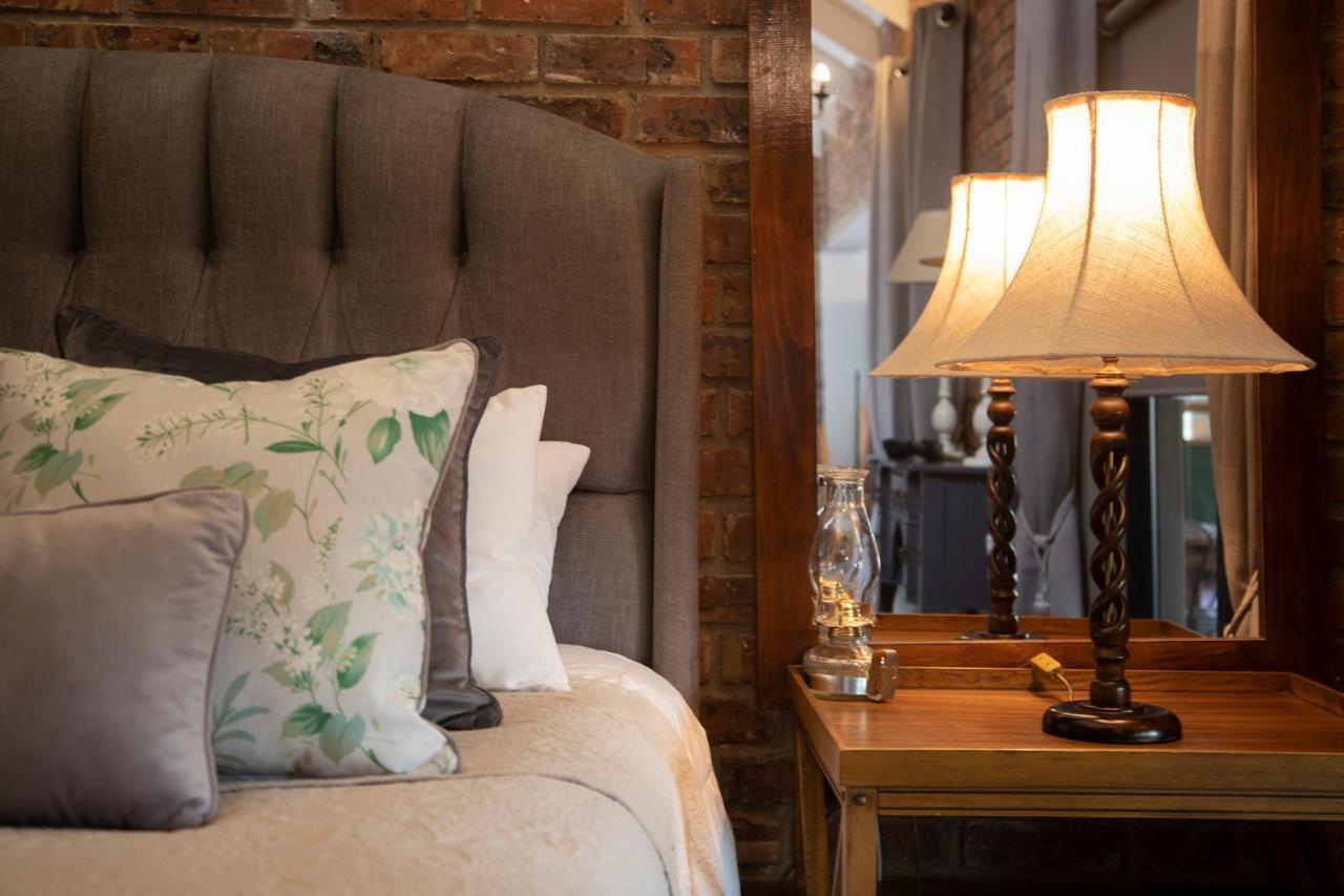 Tarry-Stone Cottages Dullstroom Extérieur photo